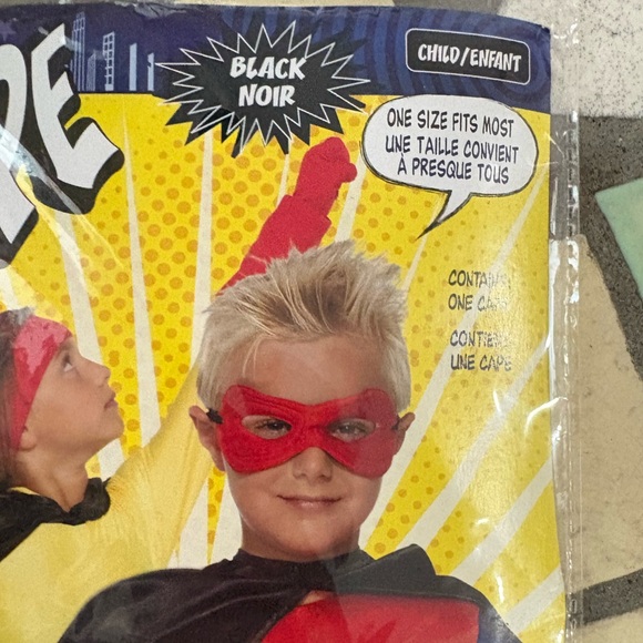 Nwt- kids Halloween-Be Your Own Hero Child Sized Cape -Black - Picture 3 of 4